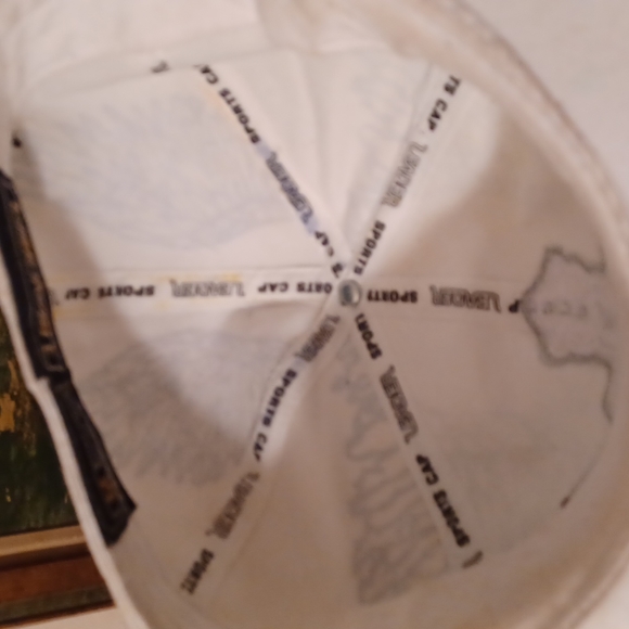 Legend hat - Picture 4 of 4